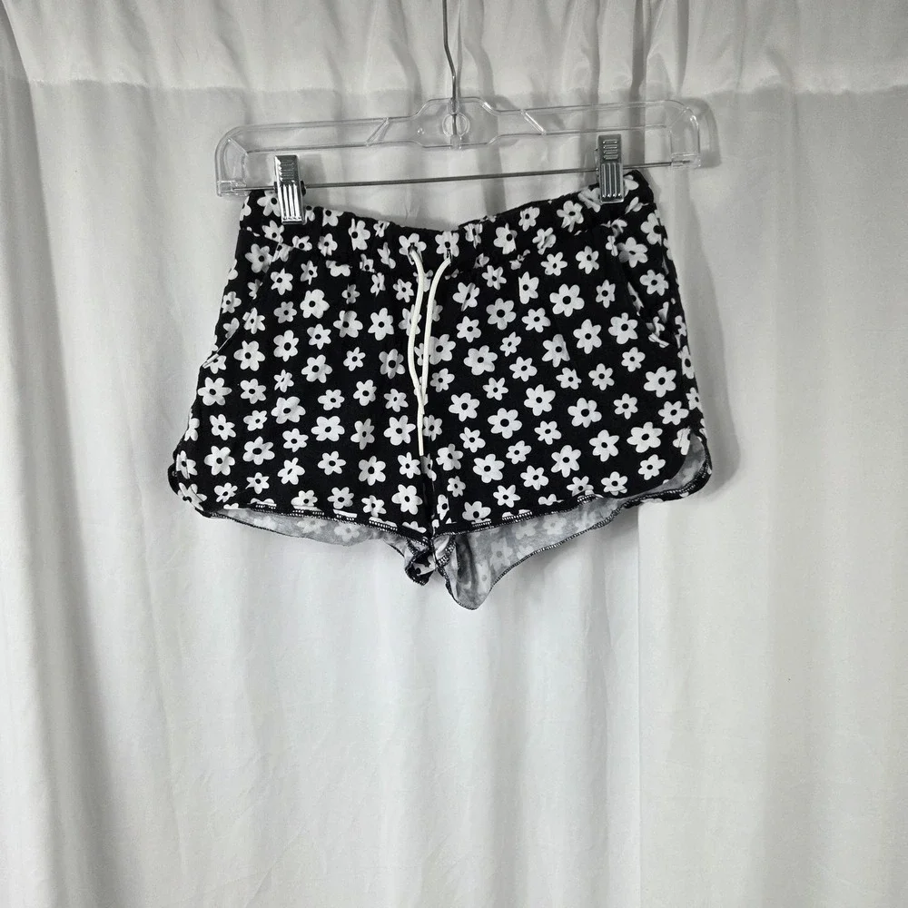 Old Navy Shorts Girls 10-12 Black Floral Sweat French Terry Drawstring Casual
